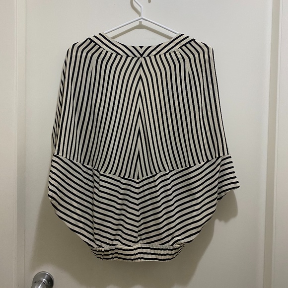 BCBG Maxazria Surplice High Low Origami Surplice Striped Blouse White Black XS - Picture 6 of 10